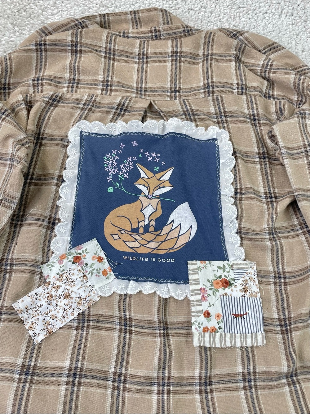 Upcycled Reworked Plaid Flannel. Fox Nature Plaid Shabby Chic Lace XL - Picture 6 of 9